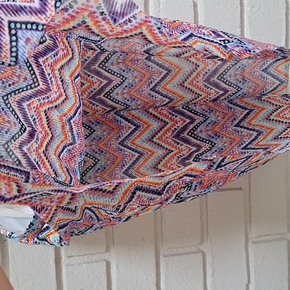 Croft & Barrow Multicolor Semi-Sheer Bottom Tankini Top. Size 8 NWOT - Picture 8 of 10